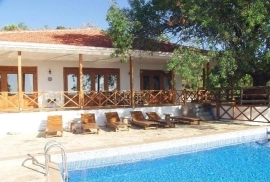 İzmir ceşme de kiralık özel havuzlu lüks villa