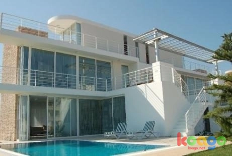 ÇATALCADA HAVUZLU GÜNLÜK KİRALIK VİLLA