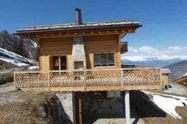 KARTALKAYADA ŞÖMİNELİ GÜNLÜK KİRALIK DAĞ EVİ